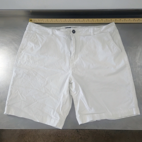 Aeropostale Other - Aeropostale Men's Women's Unisex Crisp White Flat Front Shorts